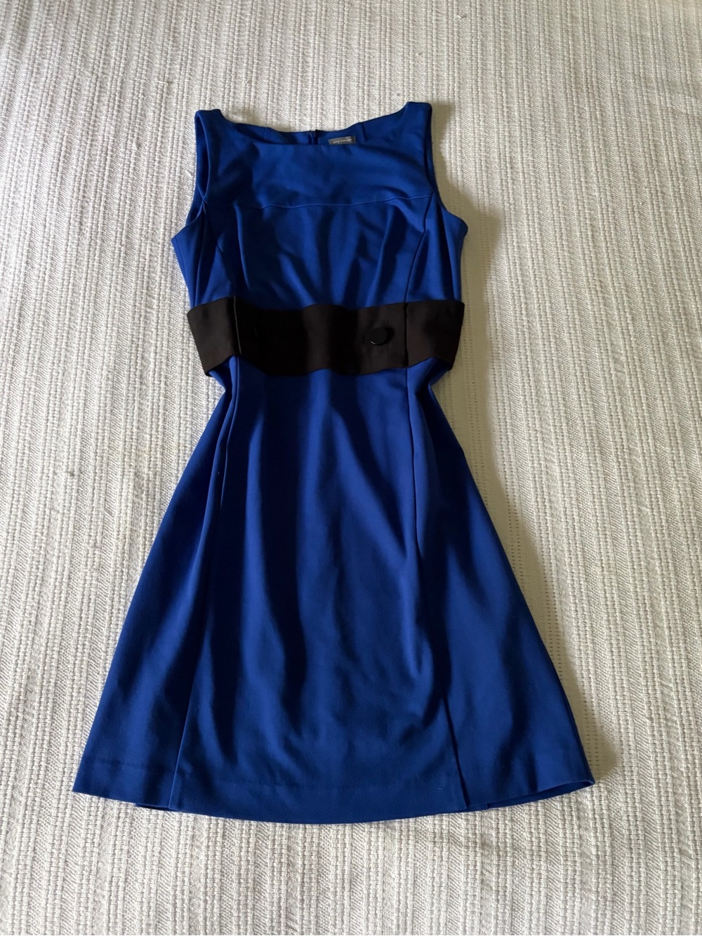 Ann Taylor Royal Blue Sleeveless Sheath Dress with Button Waist Detail - Size 6
